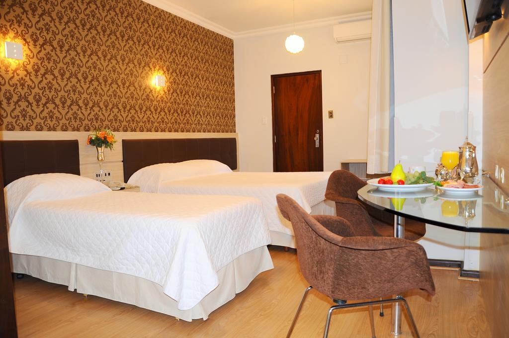 Curitiba Palace Hotel Quarto foto